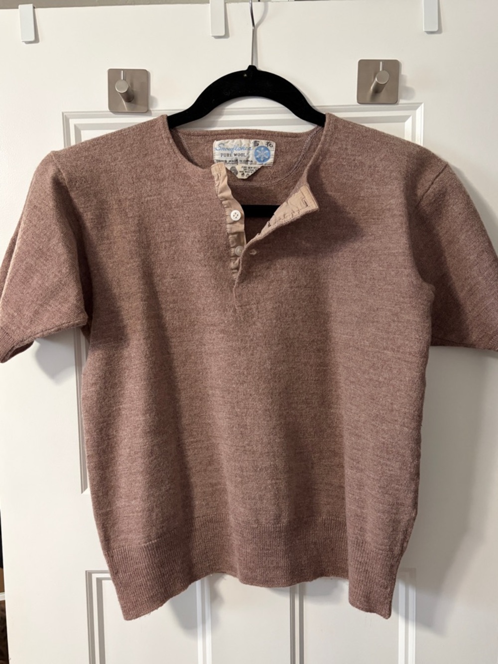 100% Virgin Wool Vintage Snowflake Short-Sleeve Sweater